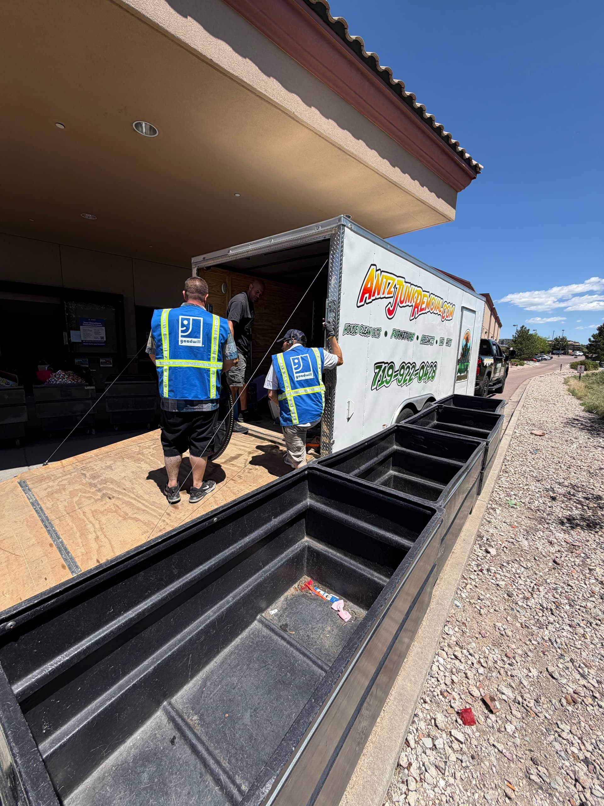 How We Keep Your Junk Out of the Landfill image