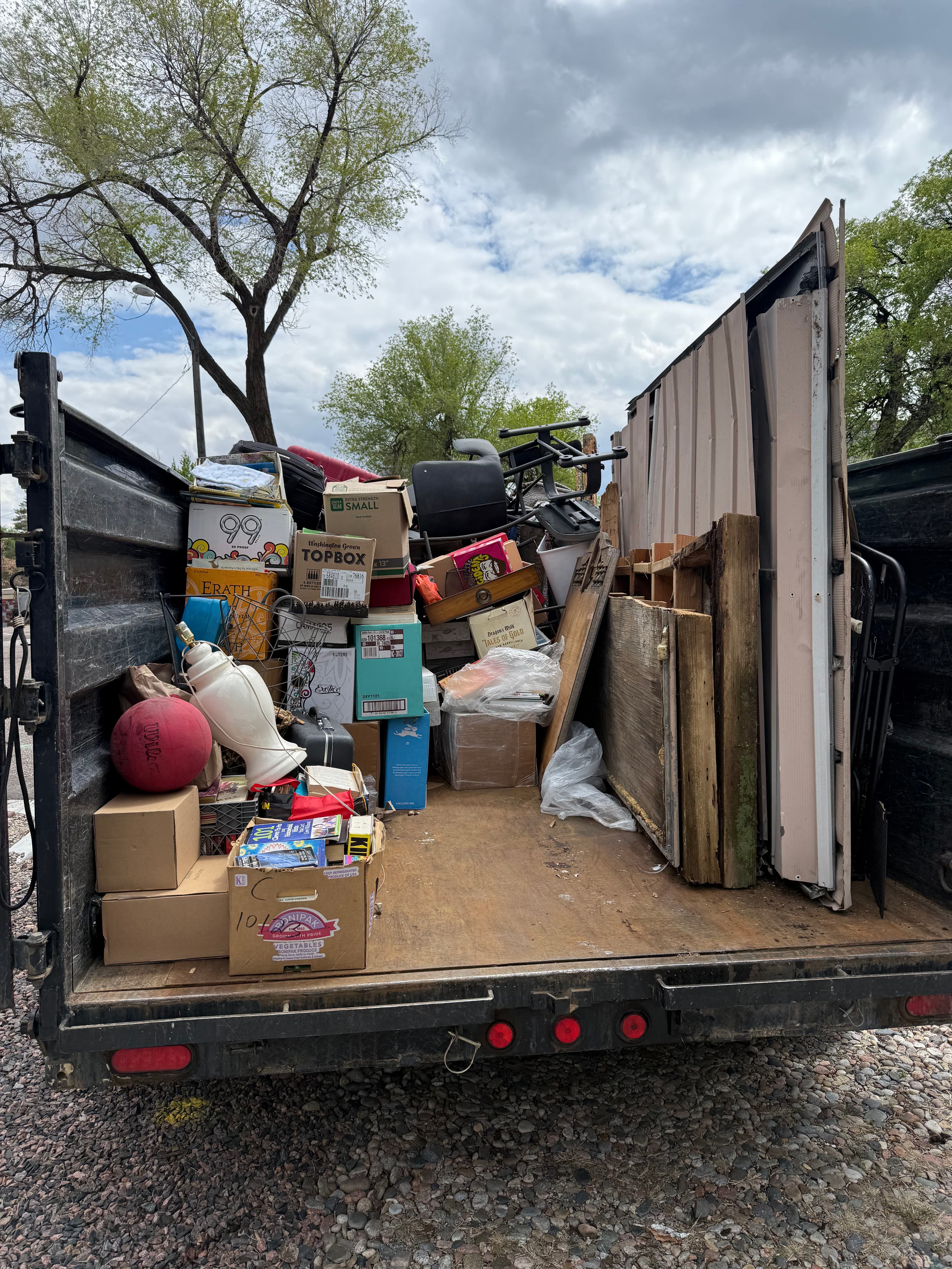 Project A Truck Full of Clutter Gone So You Don't Have To Deal With It image