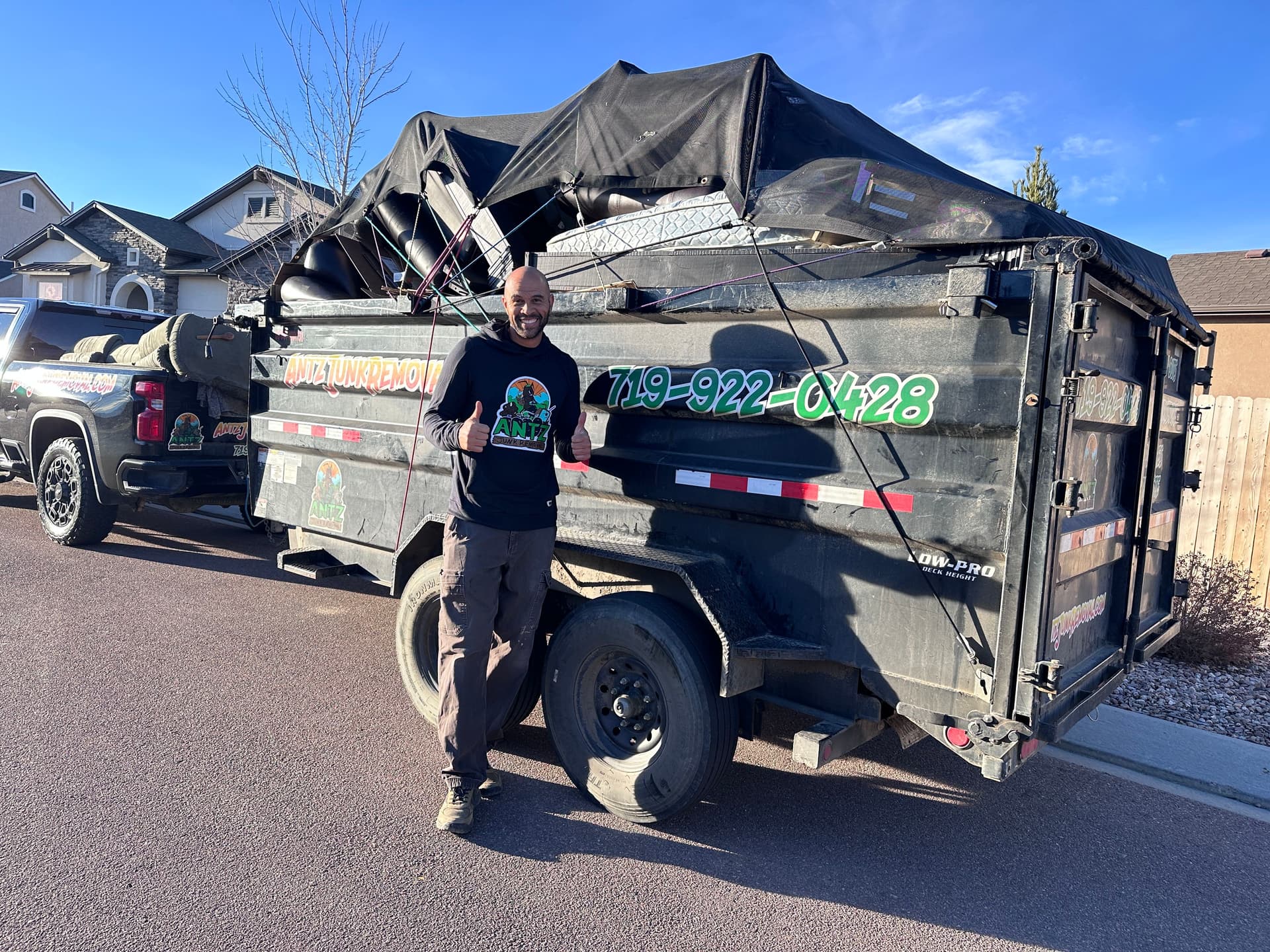 Efficient Junk Removal Services for a Clutter-Free Future image